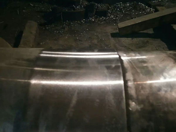 立磨磨辊主轴激光修复